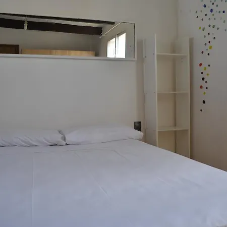 Bed&bcn Verdi Iii Apartment